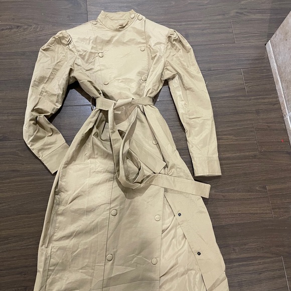 Trench coat - Picture 1 of 5